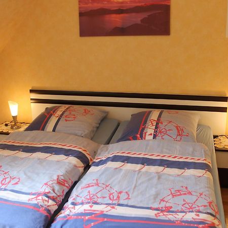 Attractive Apartment In Kluetz Near The Sea Klutz Exterior foto